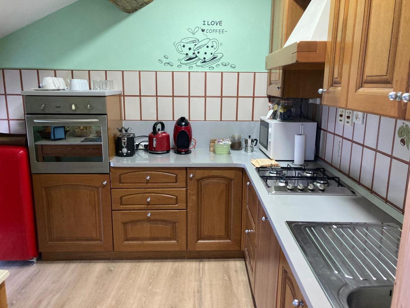 フェルトレ A Casa Di Checco Bed & Breakfast エクステリア 写真