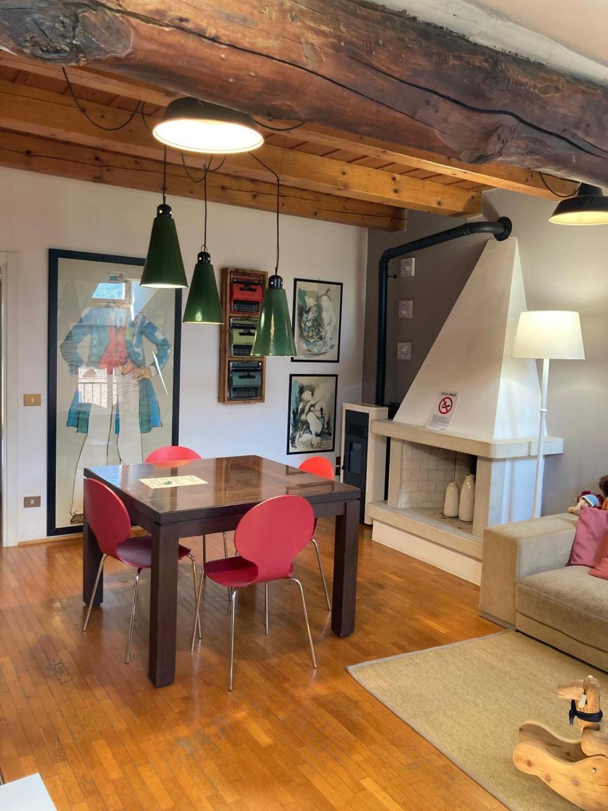 フェルトレ A Casa Di Checco Bed & Breakfast エクステリア 写真