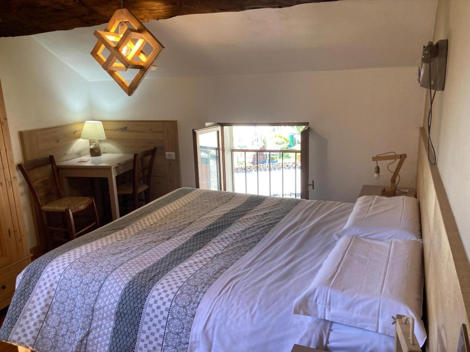 フェルトレ A Casa Di Checco Bed & Breakfast エクステリア 写真